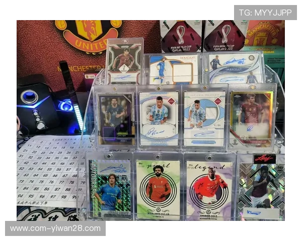 足球球星卡盲盒热潮来袭 收藏价值与惊喜并存的全新体验